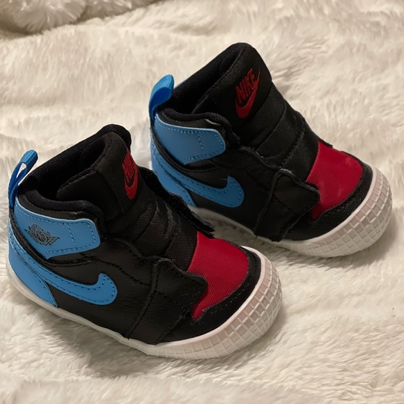 Jordan Other - 2020
Air Jordan 1 Crib Bootie 'UNC To Chicago